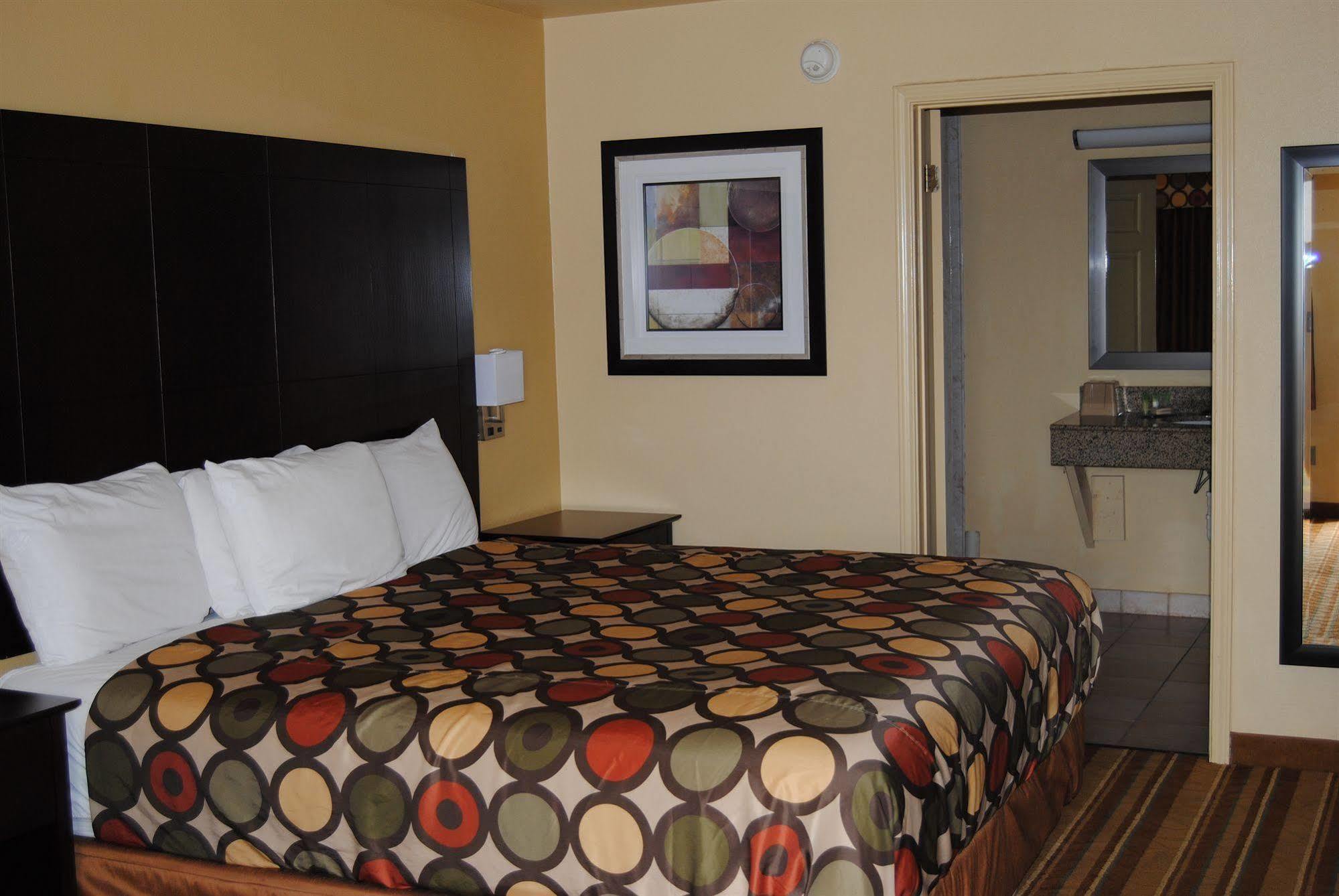 Cotulla Executive Inn Exterior photo